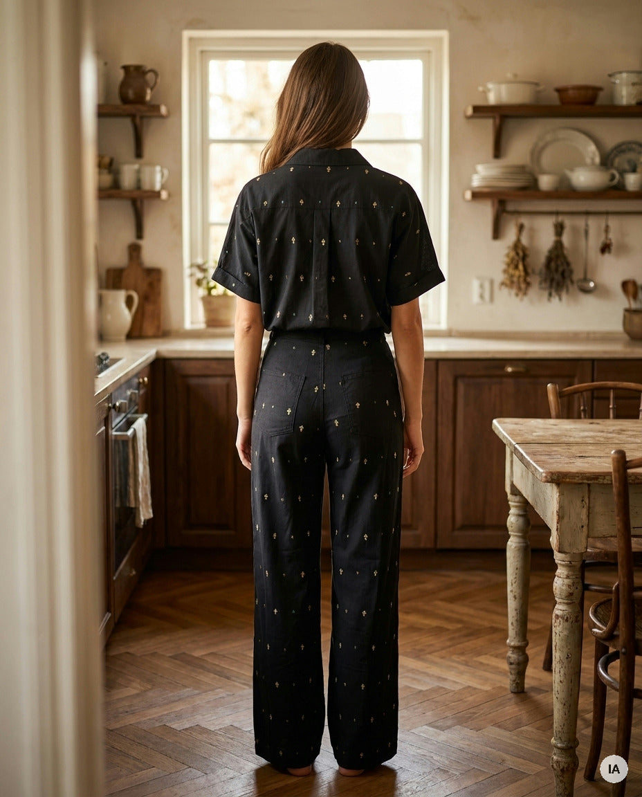 PANTALON PALI - LAUREPLUSMAX Pantalon — Image générée par IA
