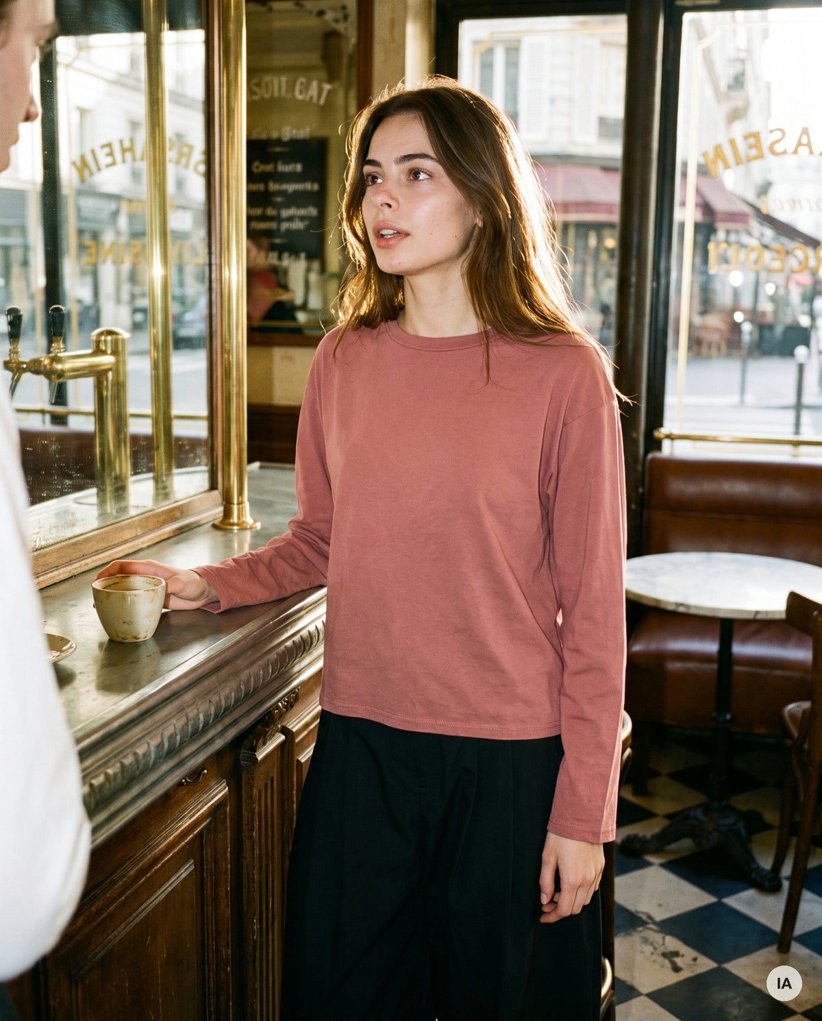 TSHIRT ENVIE VIOLET - W STUDIO Top — Image générée par IA