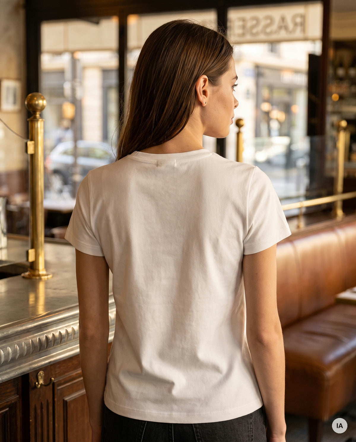 TSHIRT ONI BEIGE - ORAIJE T-shirt — Image générée par IA